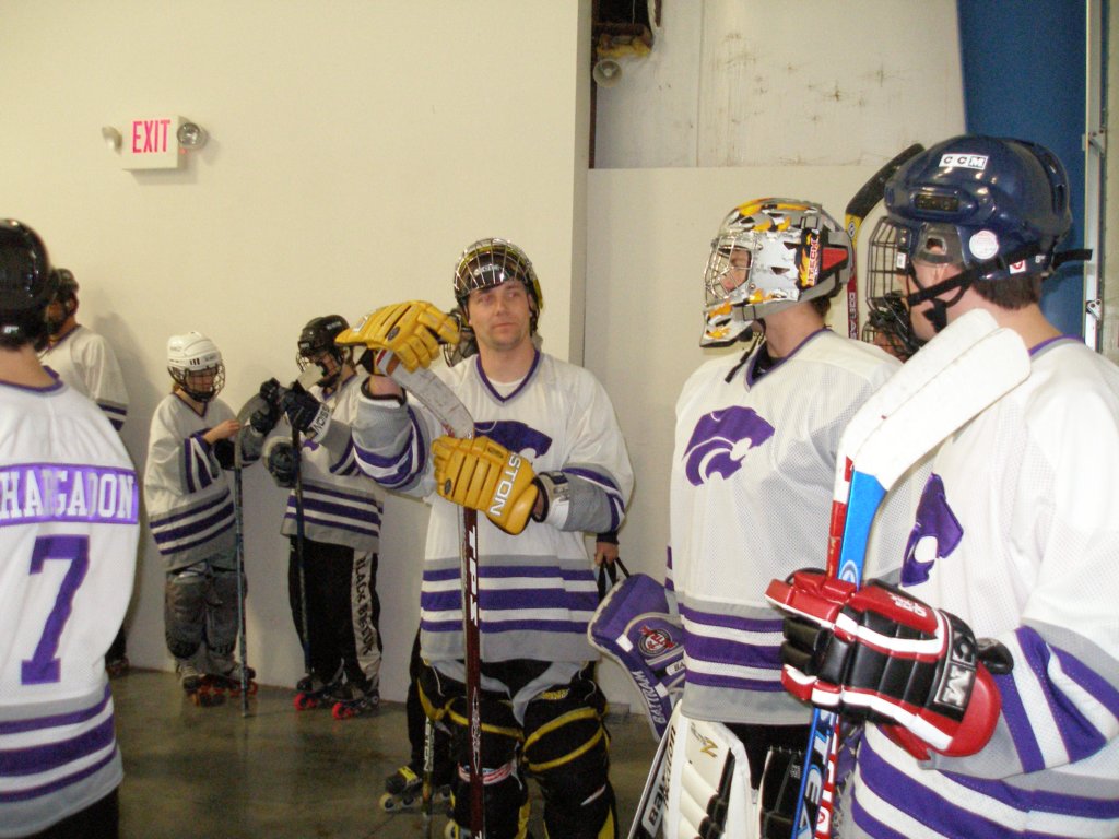 feb17hockey317.jpg