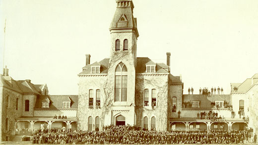 Anderson Hall in 1900