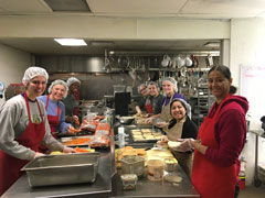 Winter Break Alternative Breaks team alongside staff at Hope Faith Ministries in Kansas City. 