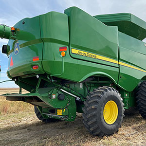 Researchers in Kansas and neighboring states are studying the effectiveness of a roller cage mill, which can be attached to the back of a combine during crop harvest to -- literally -- crush weed seeds. Researchers in Kansas and neighboring states are studying the effectiveness of a roller cage mill, which can be attached to the back of a combine during crop harvest to -- literally -- crush weed seeds.