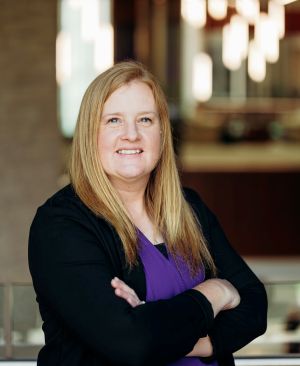 Beth Stuewe's headshot