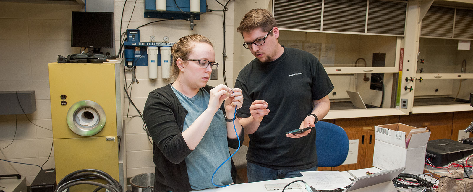 Students working together in engineering lab