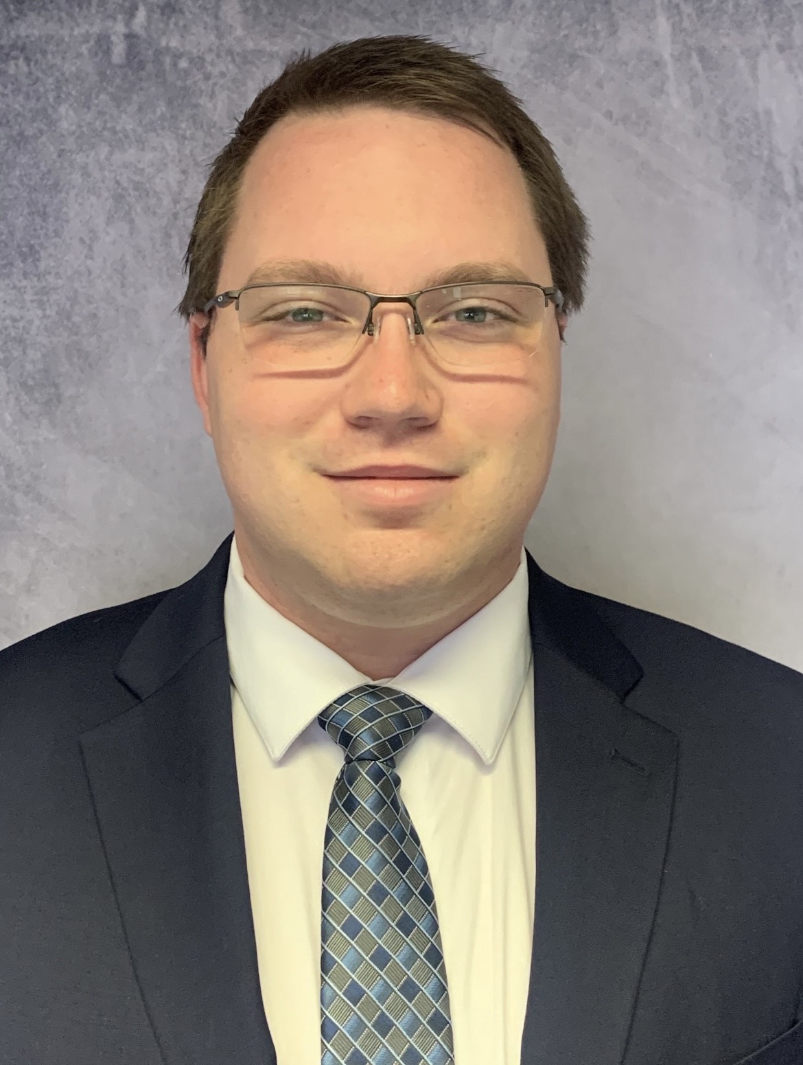 Noah Enders Headshot