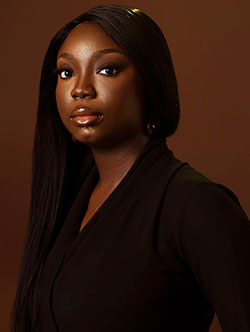 Victoria Popoola Headshot
