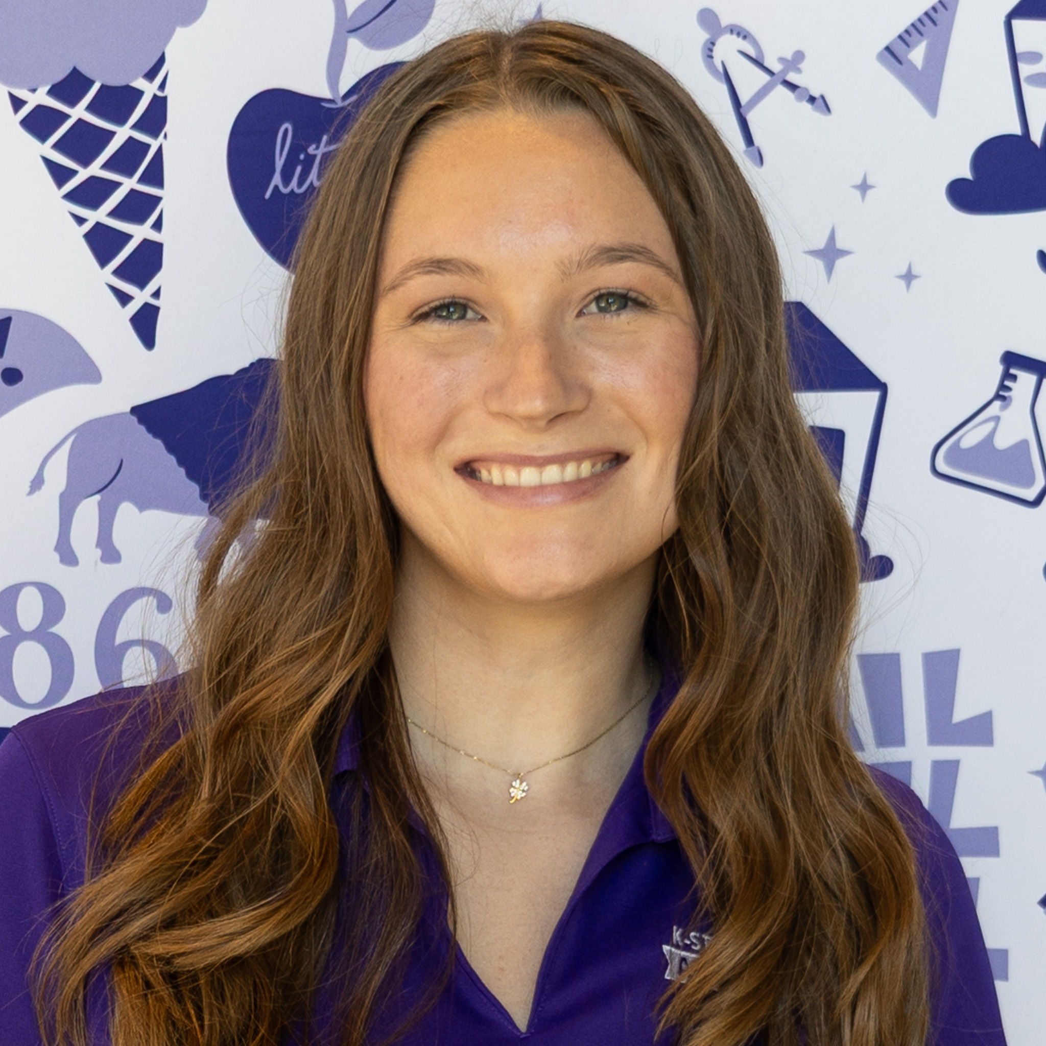 Lauren Henderson Head Shot