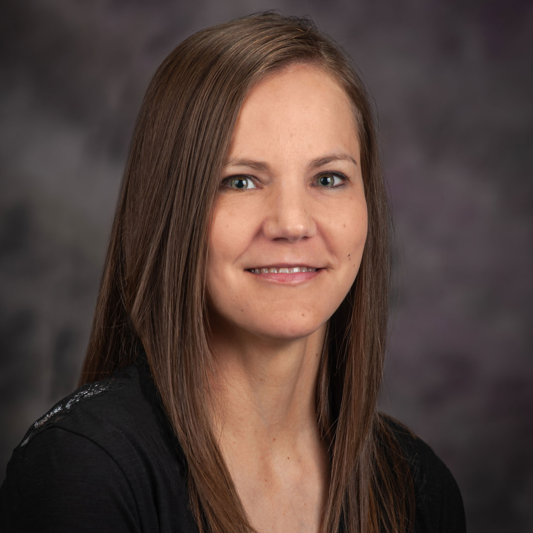 Jayna Elsasser Headshot