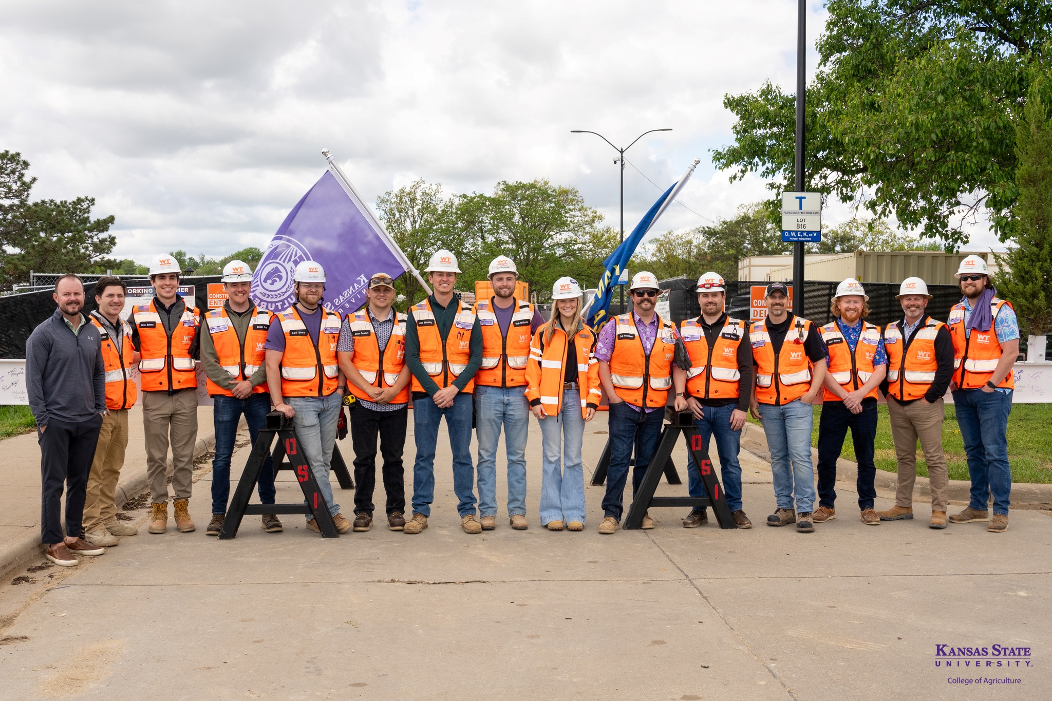 global center topping out