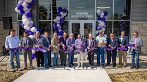 Ribbon cutting at the Agronomy Innovation Center
