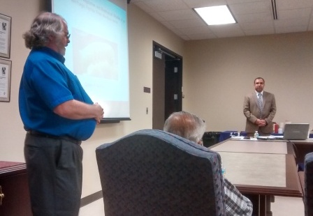 Mike introduces Qasim at PhD defense