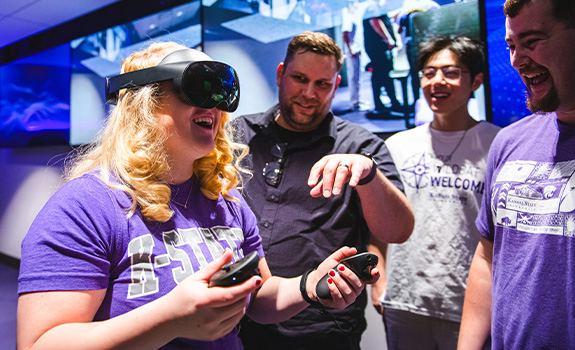 Students exploring virtual reality systems