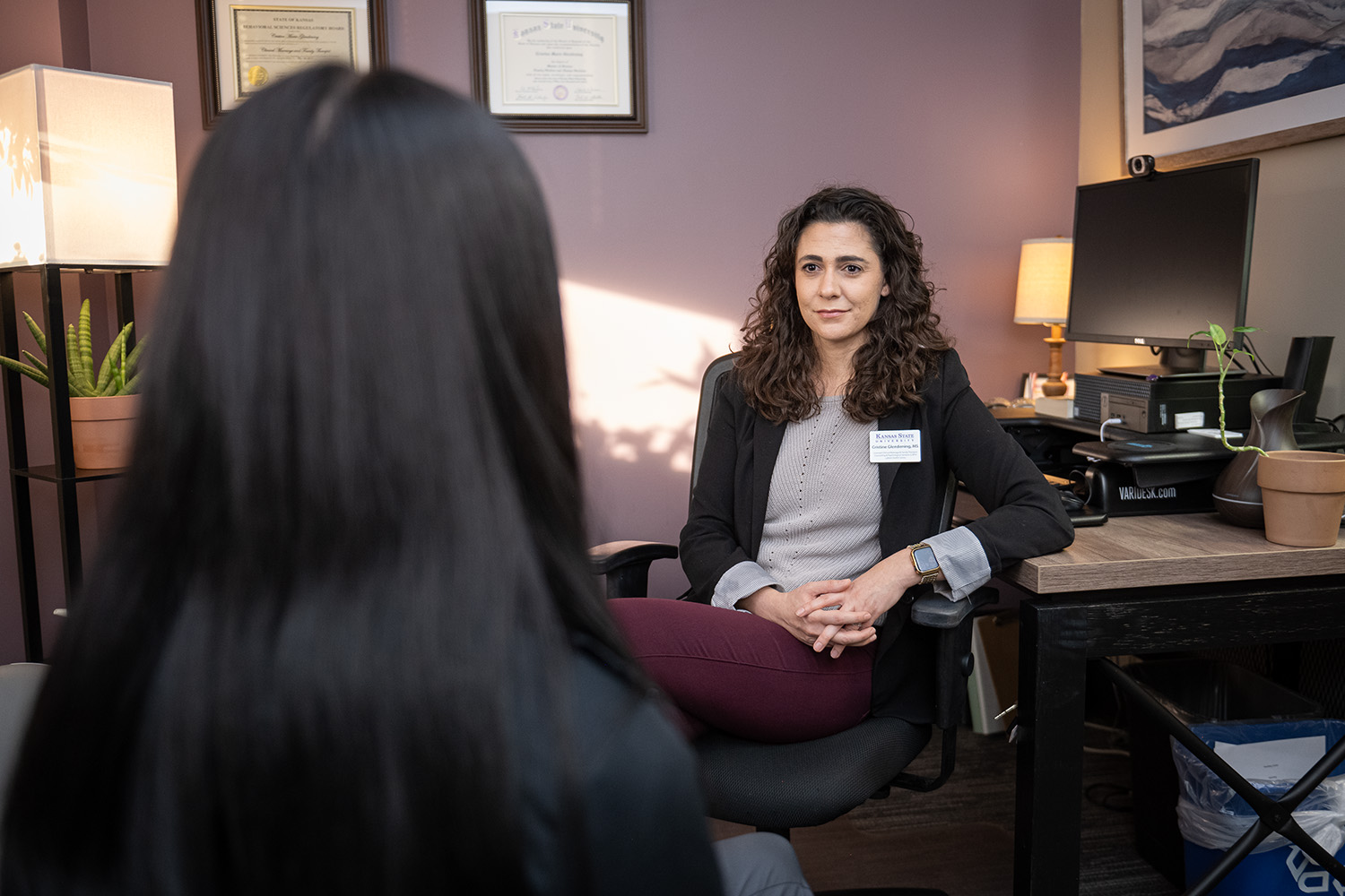 Student meeting with therapist