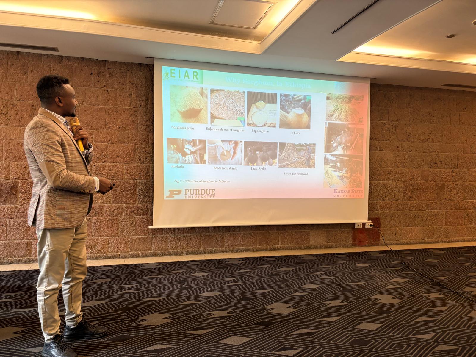 Tokuma Guta presenting