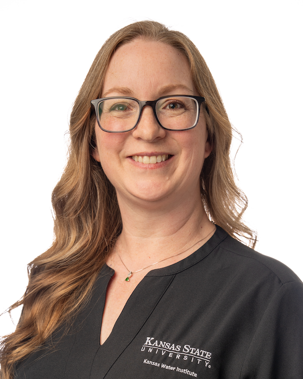 a portrait of Melissa Harvey