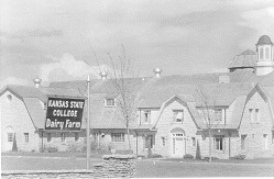 1940 DAIRY BARN