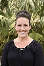 Betsy Molinary headshot