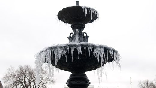 Frozen fountain 