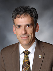 Dr. Rigoberto Hernandez