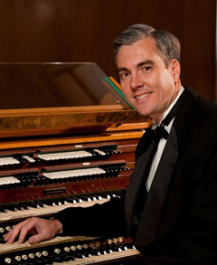 Organist David Pickering