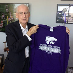 Coach Bill Snyder with a Fighting For A Cure T-shirt.