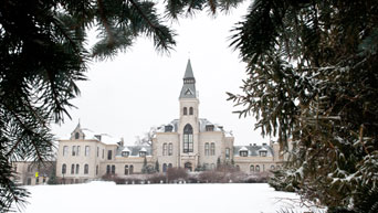 Snow on Anderson Hall lawn