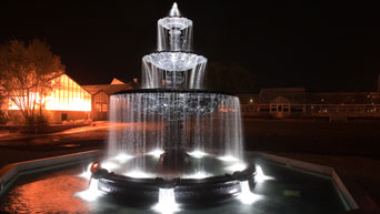Fountain at Gardens at night 