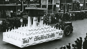 Homecoming parade in 1938