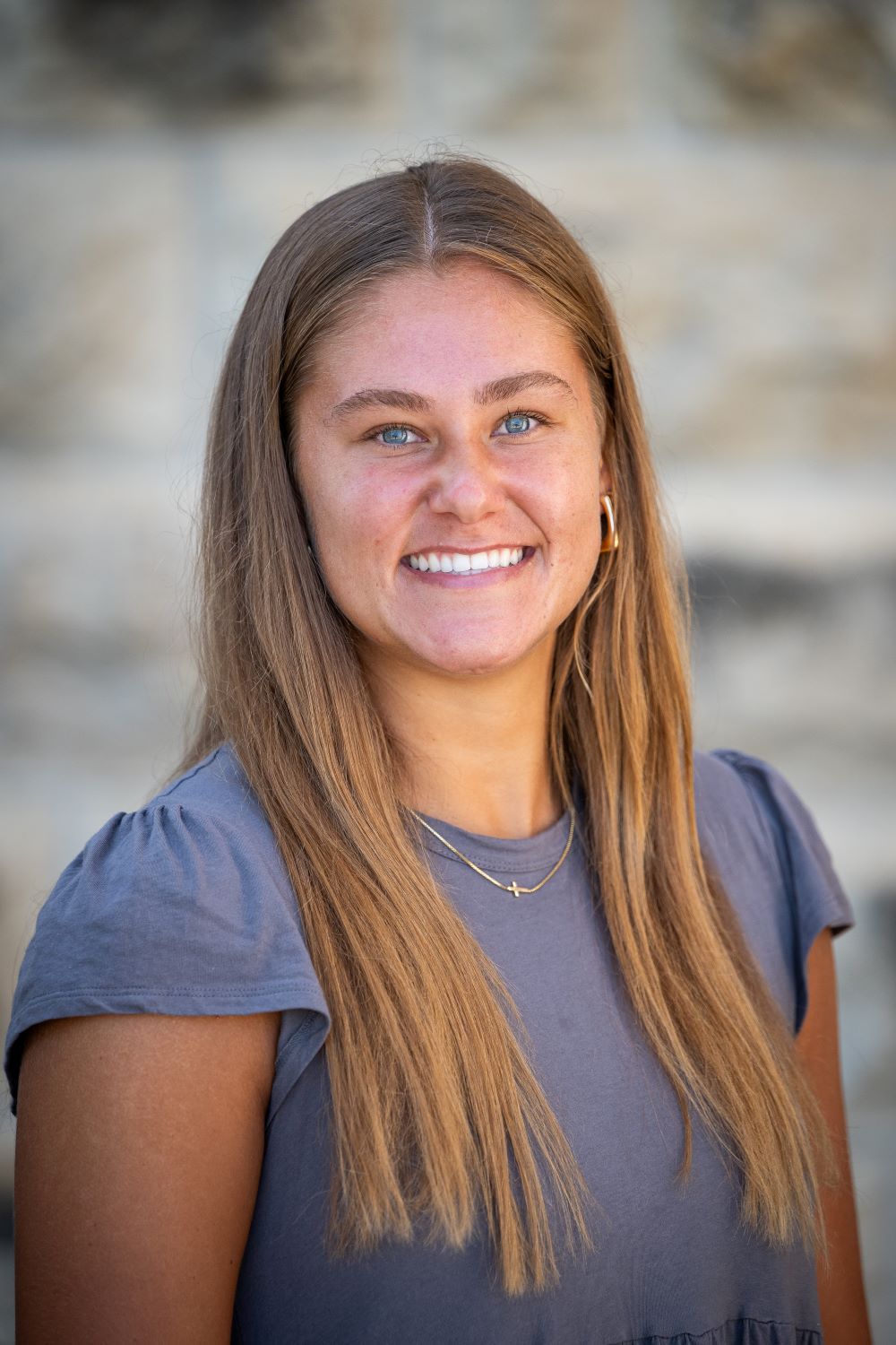 hannah black headshot