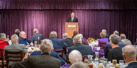 Michael Pompeo speaking to patrons