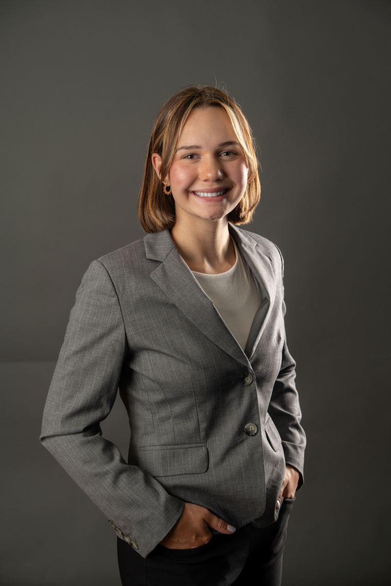 Ashlyn Simonson - Spanish Tutor