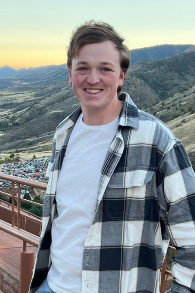 Outstanding Student Volunteer