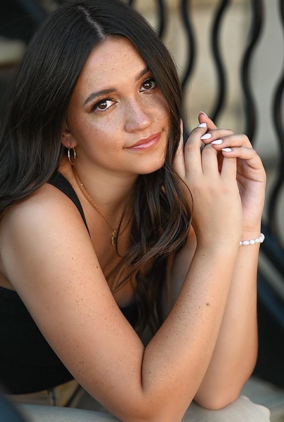 Anna Halstead Headshot