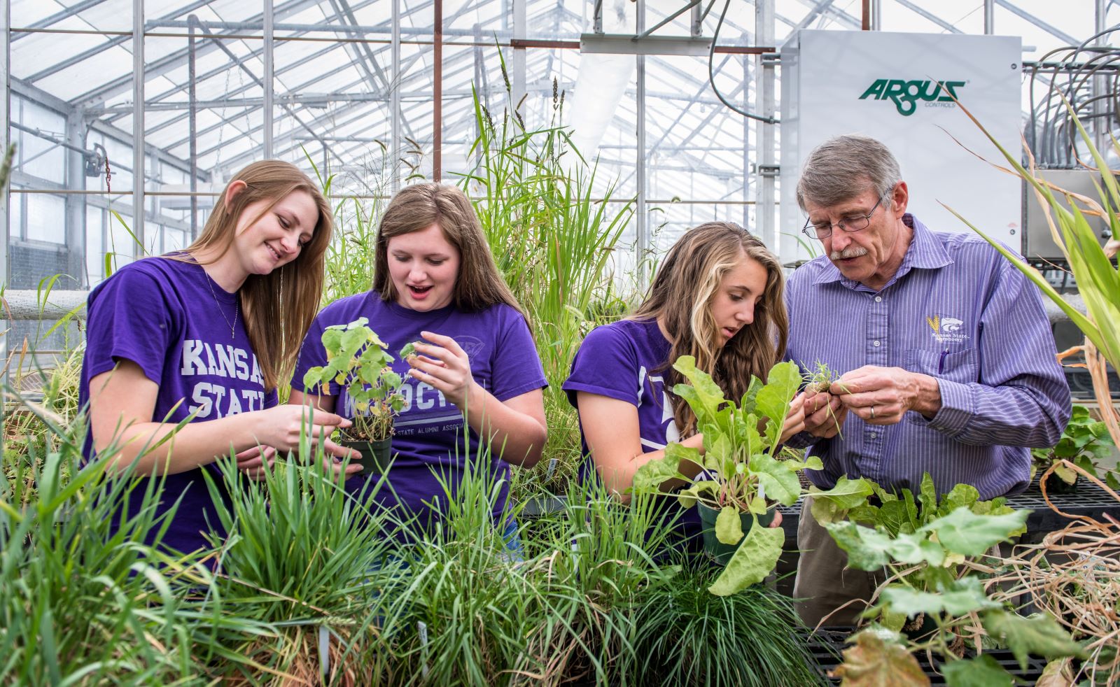 agronomy students and instructor