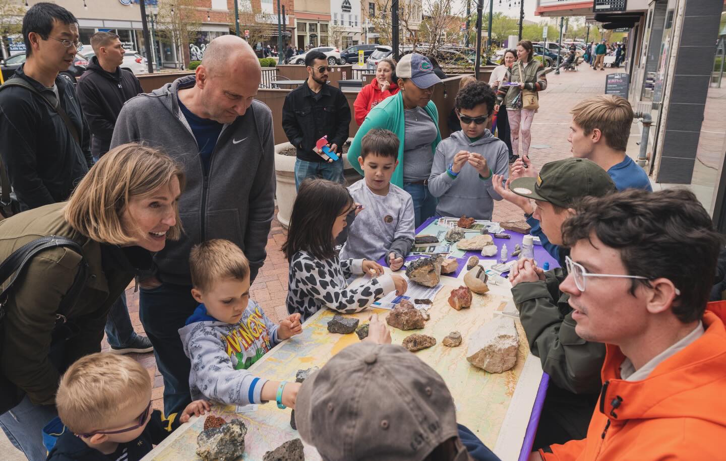K-State Geology Department STEAM activity table