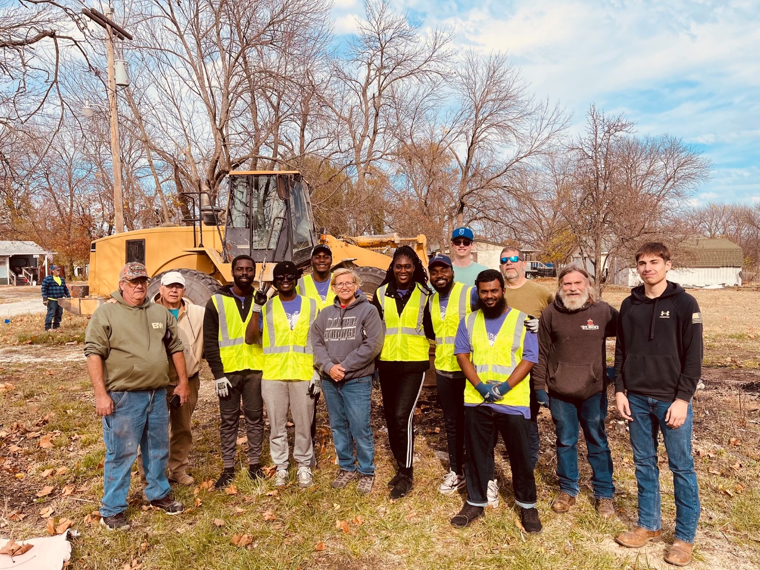 Group of volunteers in La Harpe Group of volunteers in La Harpe
