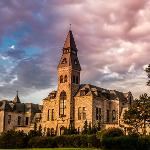 Anderson Hall houses the Office of the President, Office of Admissions and other administrative offices.