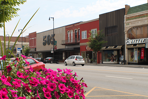 This image shows downtown Pittsburg, Kansas, in Crawford County.