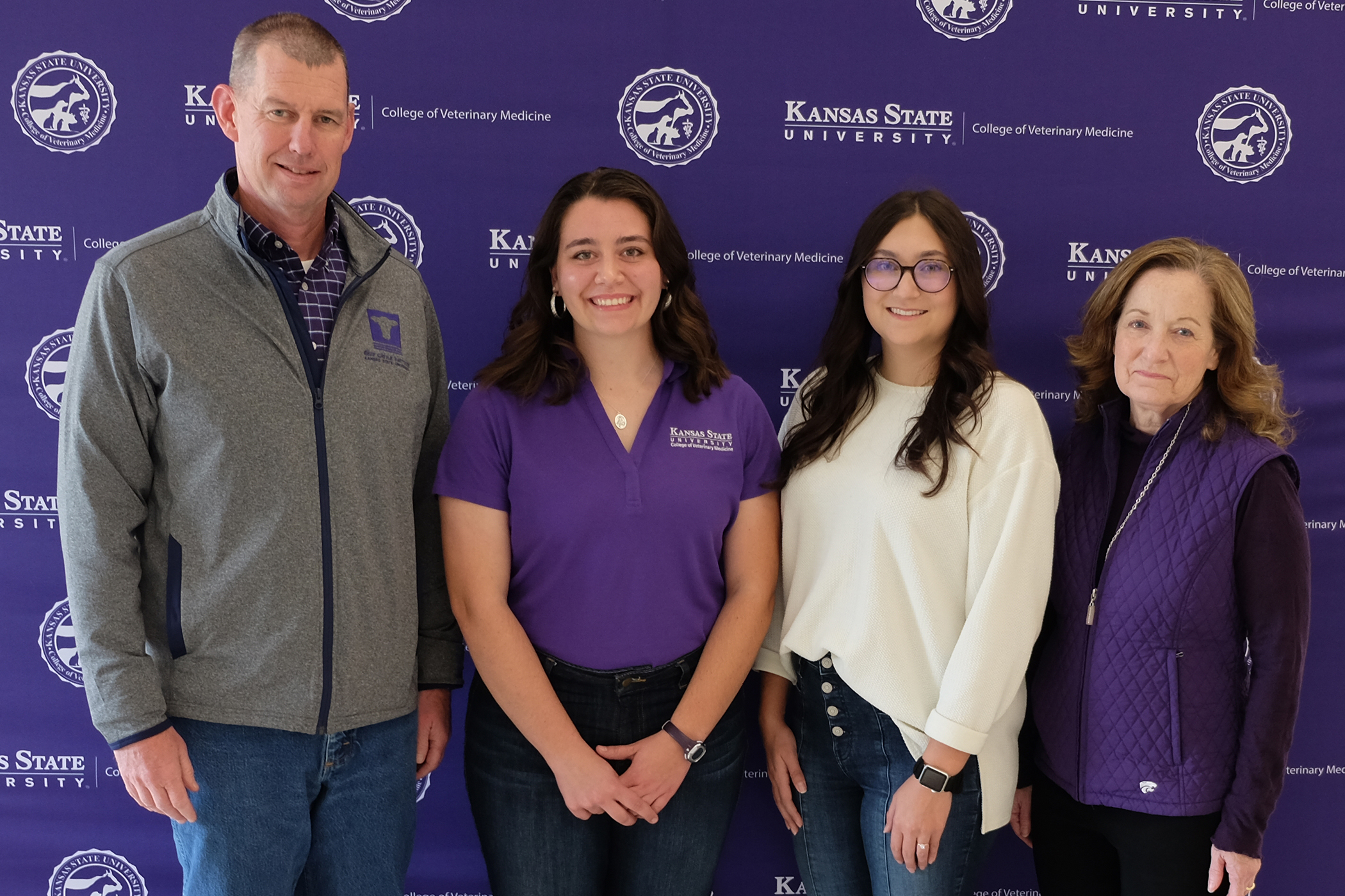 College of Veterinary Medicine adds two students to rural training program College of Veterinary Medicine adds two students to rural training program