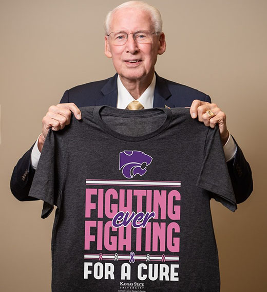 Bill Snyder and Fighting for a Cure shirt