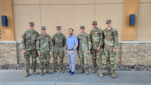 Staff Sgt. Clint Romesha visits K-State ROTC cadets 