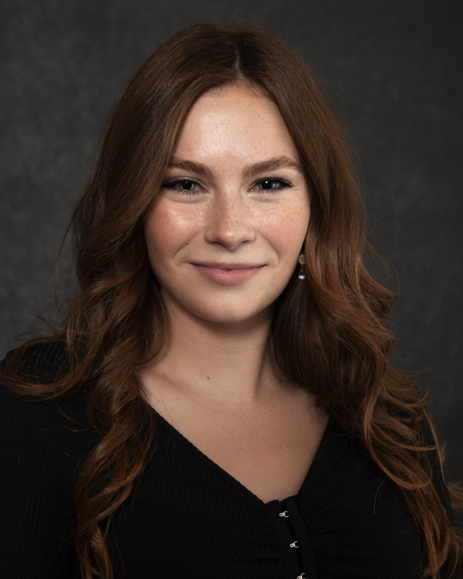 Catherine Stagner Headshot