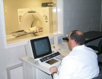 photo of CT scanner