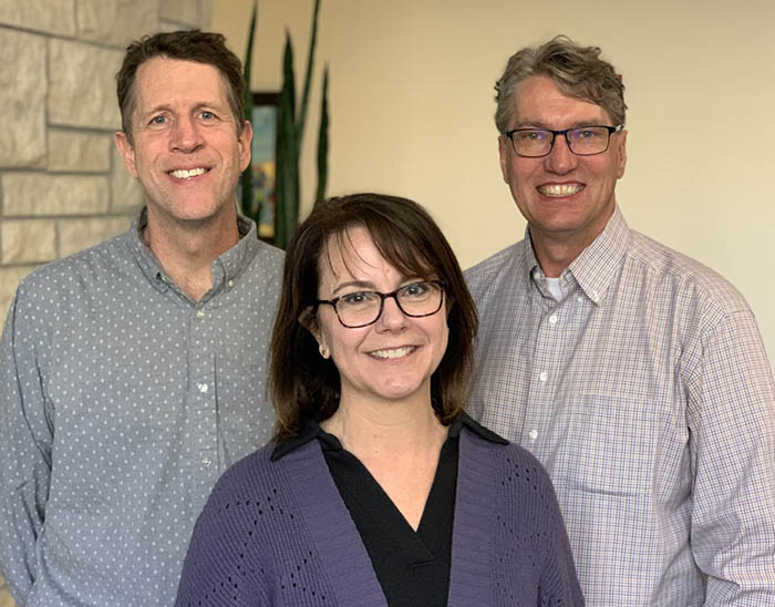 Photo of Dr. Phillip Marzluf, Dr. Mary Tolar & Dr. Grant Chapman 