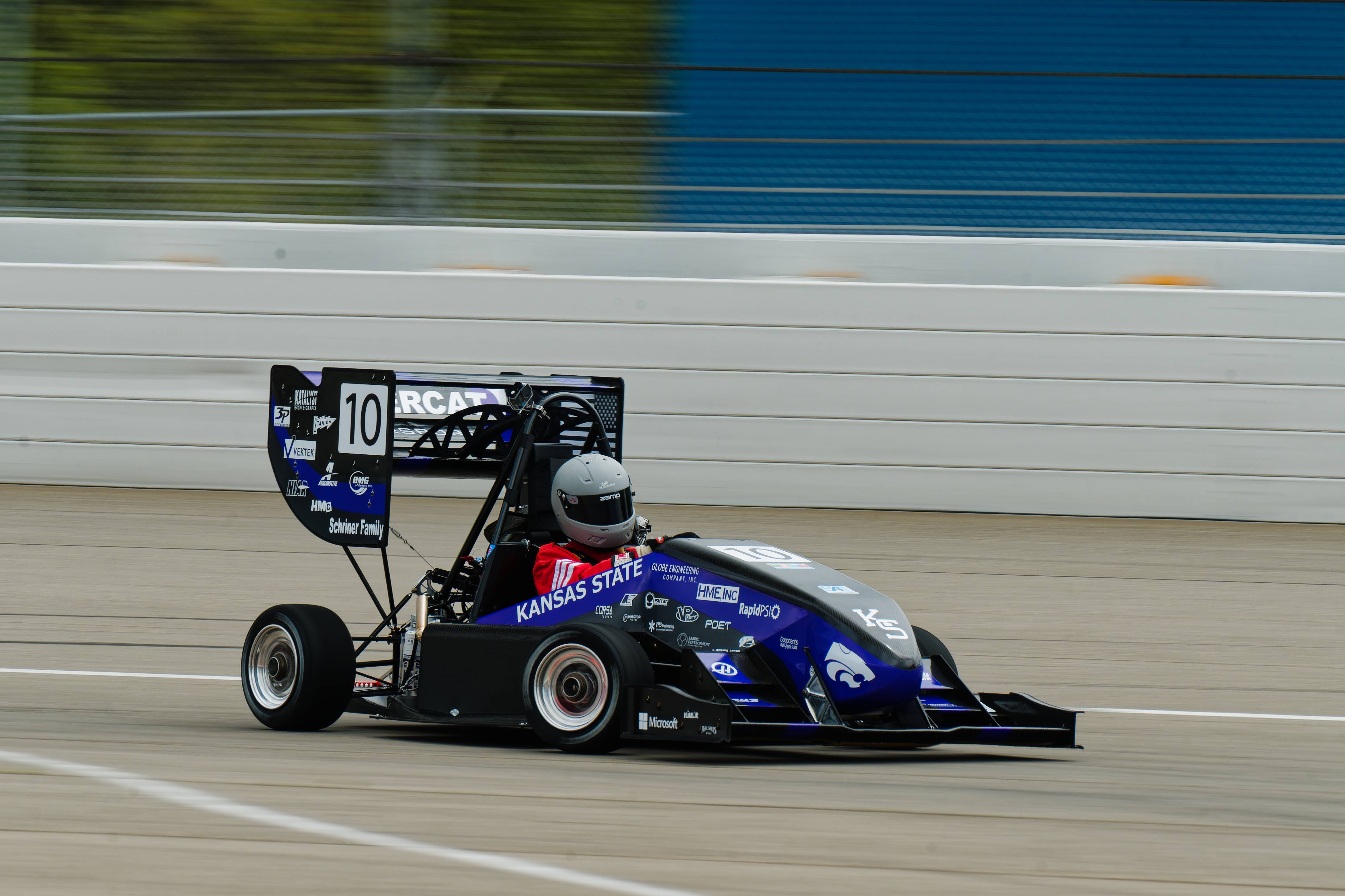 Sphinx competes in endurance at michigan fsae competition