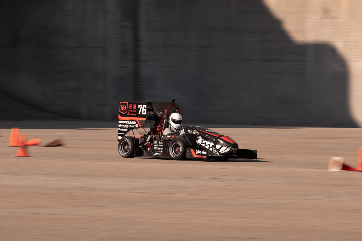 WASHU racing through autocross