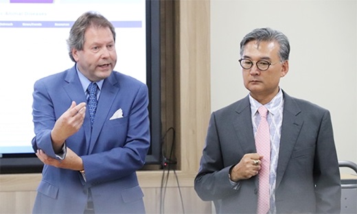 Jürgen Richt, director of the Center of Excellence for Emerging and Zoonotic Animal Diseases at Kansas State University, joins Young Lyoo, dean of veterinary medicine at Konkuk University in Seoul, South Korea, in a discussion with media, government officials, scientists and students about efforts to combat the spread of African swine fever.