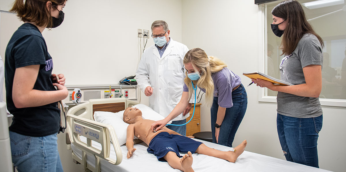 K-State students learn patient care. 