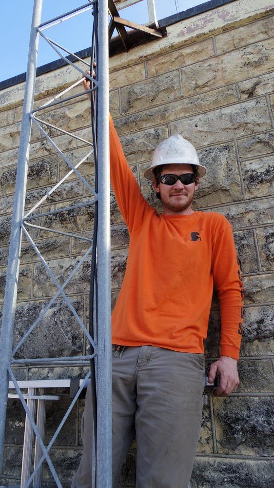Earl hanging from the tower